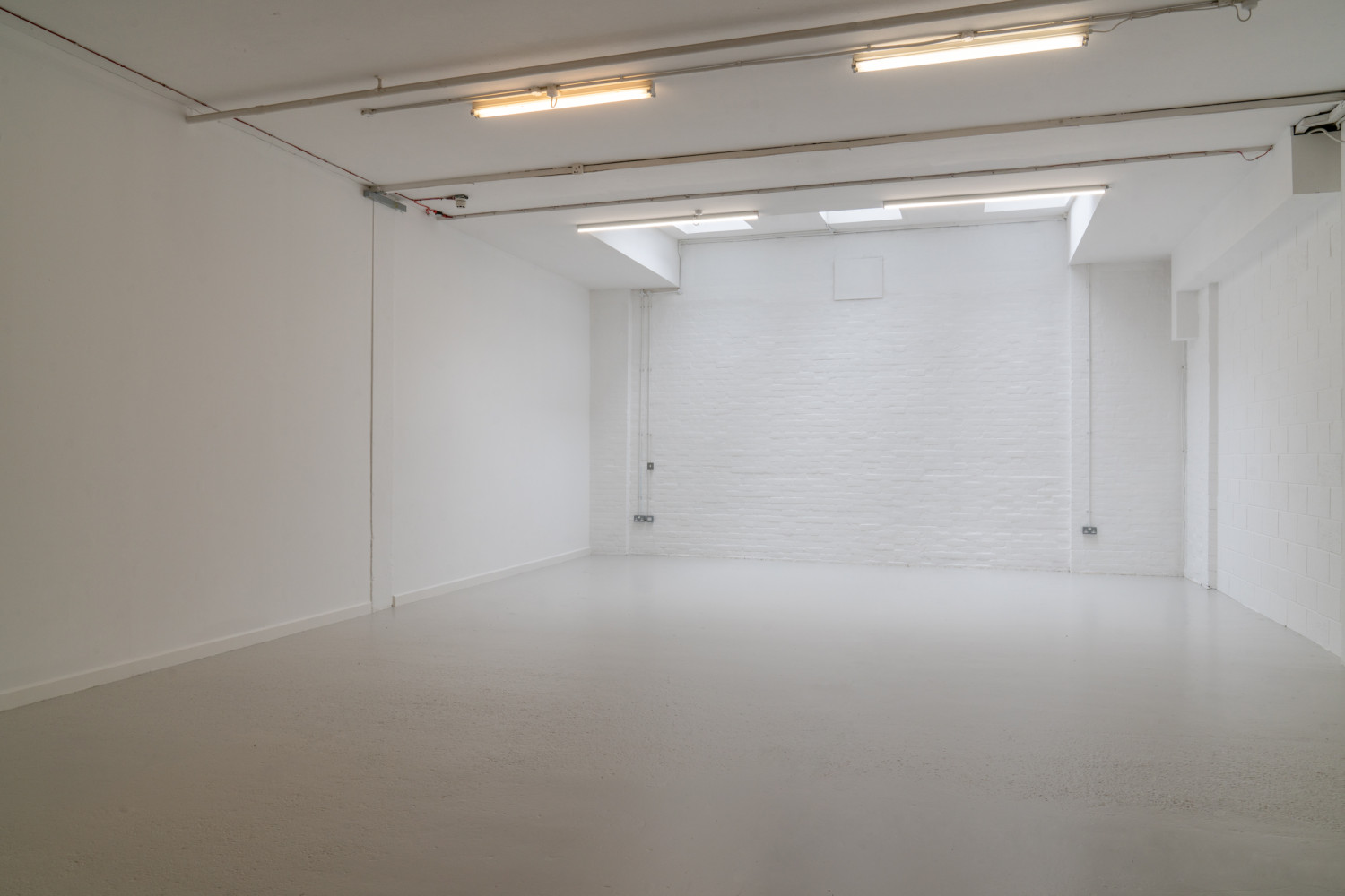 Charcoal Hall - Photography Studio