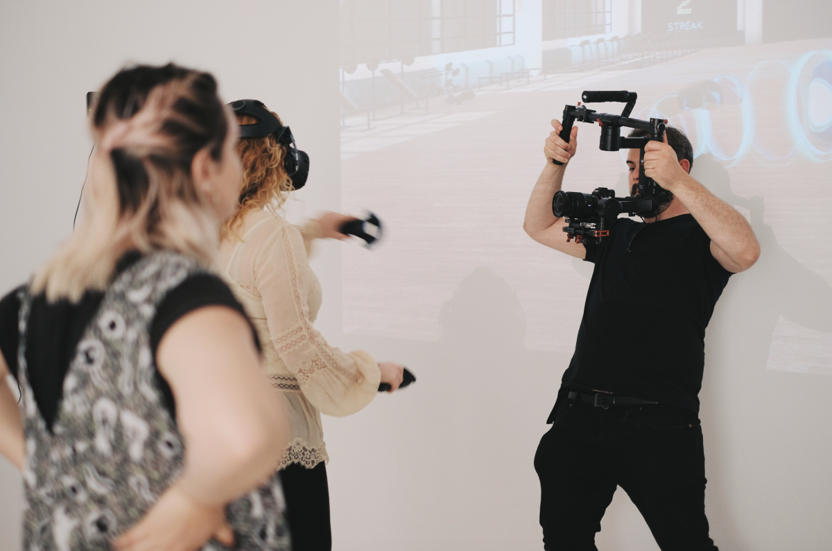 Resident Lens Club Night at El Garito