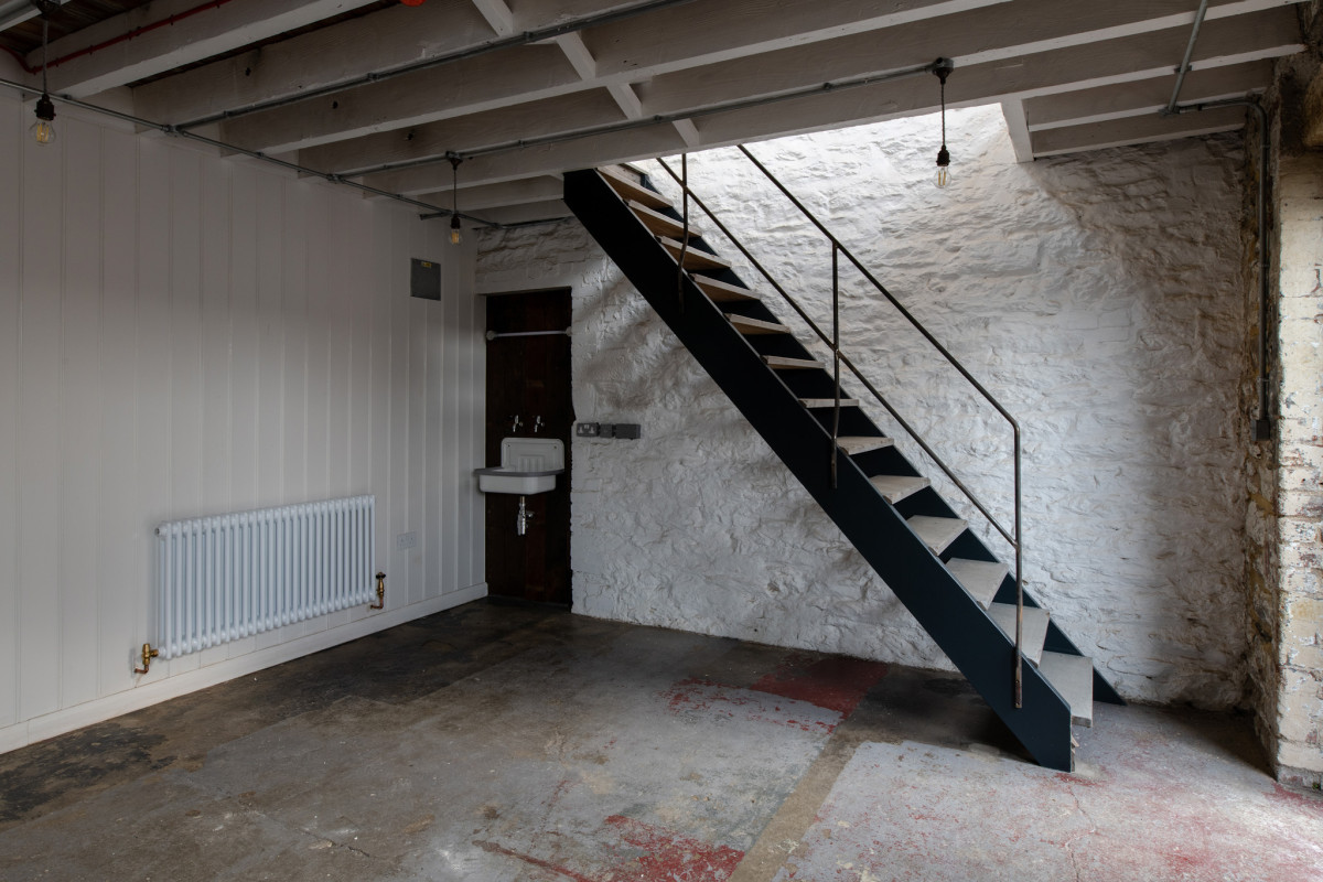 Private Creative Studio / Office / Workspace to rent in Plymouth.