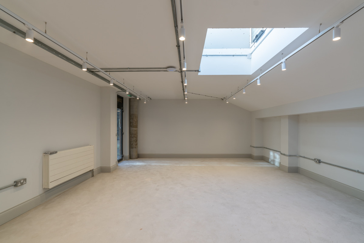 Studio 12